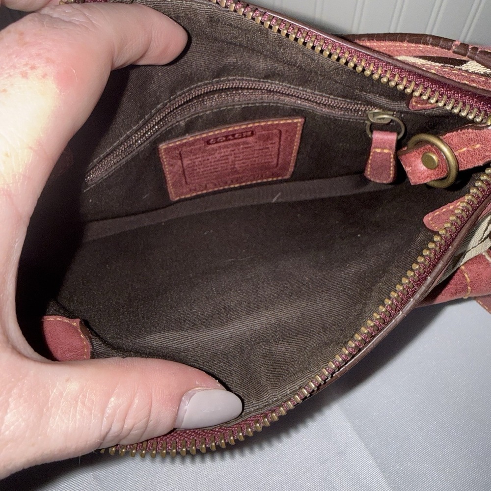 VTG Coach Special Edition 2004 Fall Shoulder Bag Purse Brown and Burgandy Y2K - Picture 11 of 16